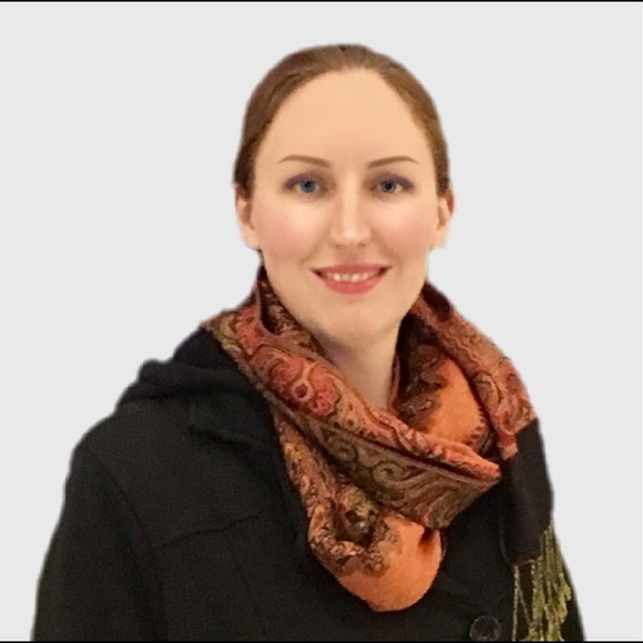 Meet your Posher, Caryn - Picture 1 of 4